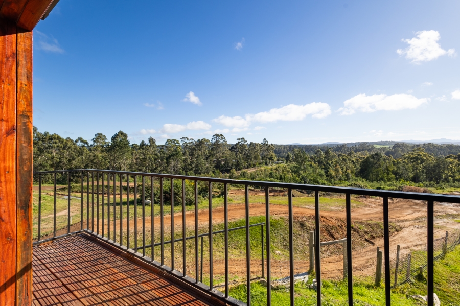 6 Bedroom Property for Sale in Harkerville A H Western Cape